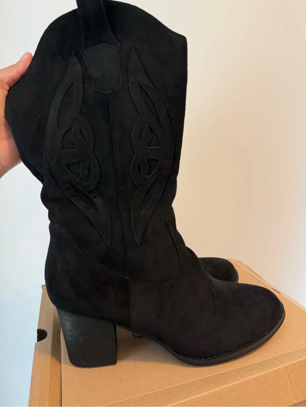 Shibever Cowboy Black Boots for Women Size 10 New in Box #Lux-CL